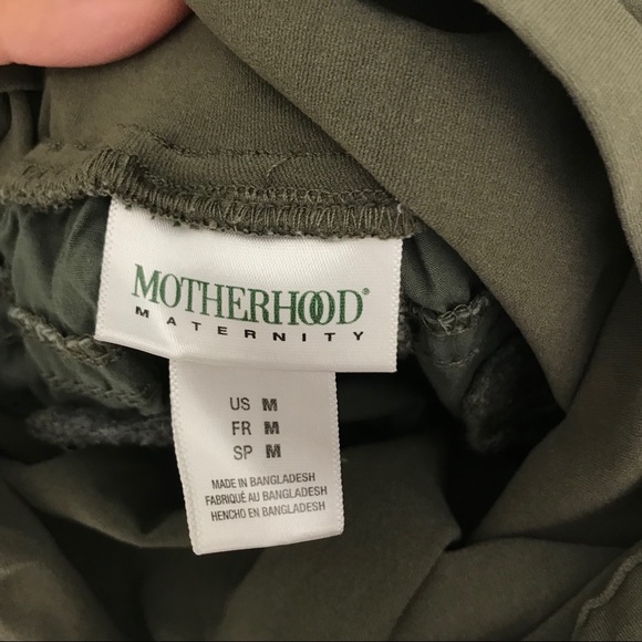 Motherhood Maternity Olive Green Cargo Crop Pants - Picture 7 of 11